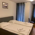 Paradise City Apartment